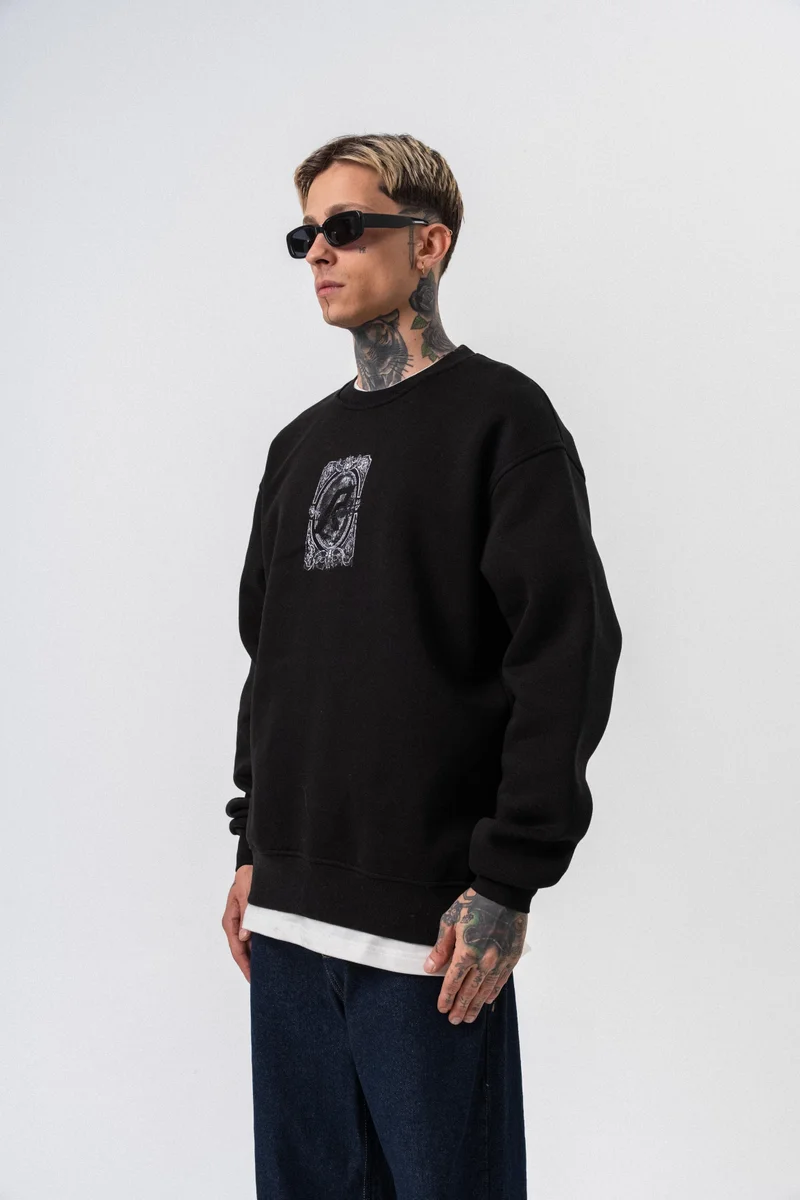 ريسباير سويت شيرت رجالي واسع (Oversize) بياقة دائرية ومطبوع بعبارة "Indefinite" لون أسود